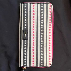 Fossil Clutch/Wallet